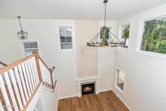 $739,900 | 25 Teakwood Drive, Clifton Park, NY 12065