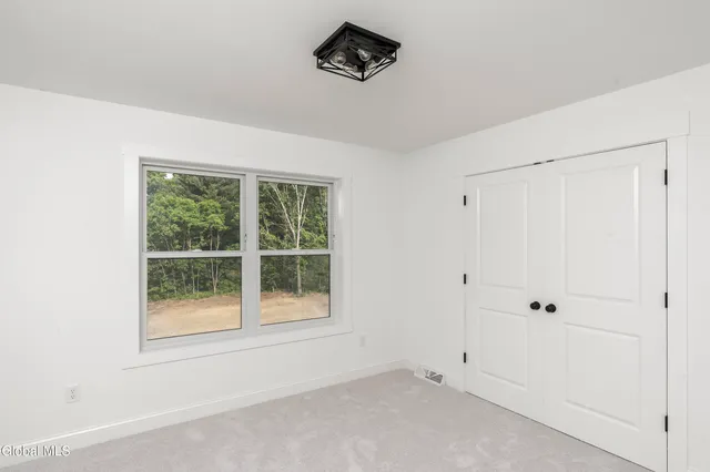 $739,900 | 25 Teakwood Drive, Clifton Park, NY 12065