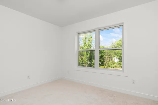 $739,900 | 25 Teakwood Drive, Clifton Park, NY 12065