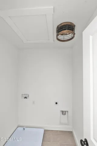 $739,900 | 25 Teakwood Drive, Clifton Park, NY 12065