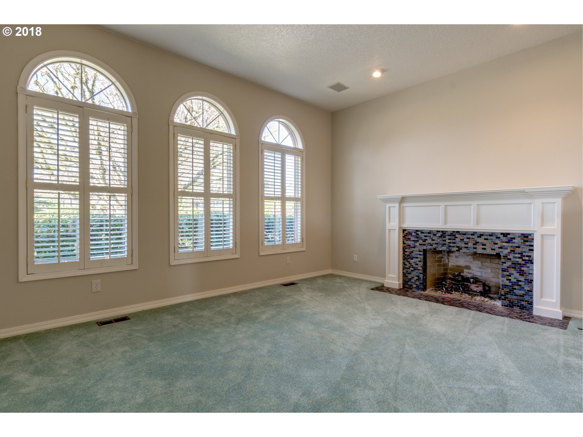 14900 Southeast Bluff Road Sandy, OR 97055 - Photo 12 of 32 Gallery Image 12