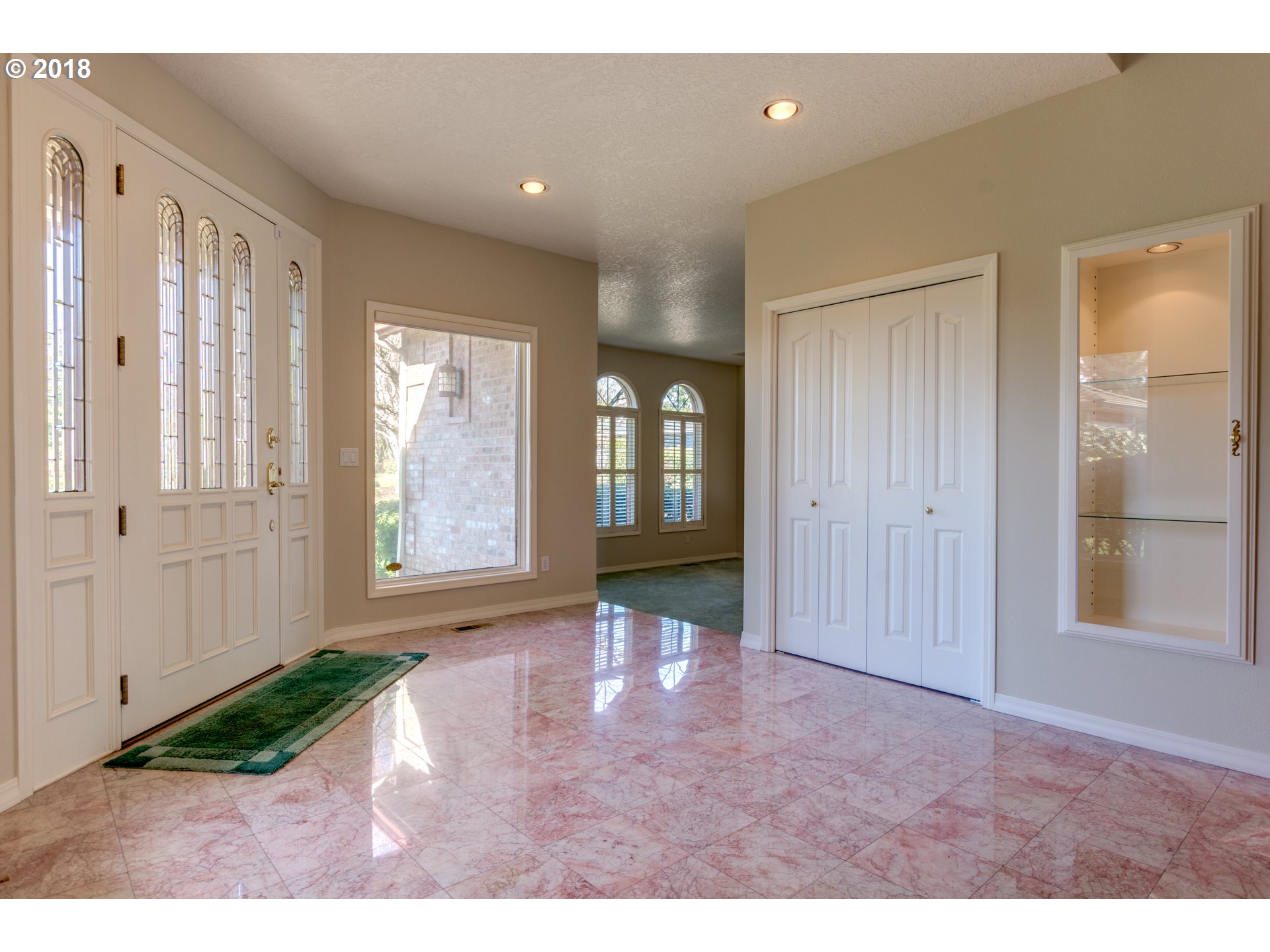 14900 Southeast Bluff Road Sandy, OR 97055 - Photo 5 of 32 Gallery Image 5