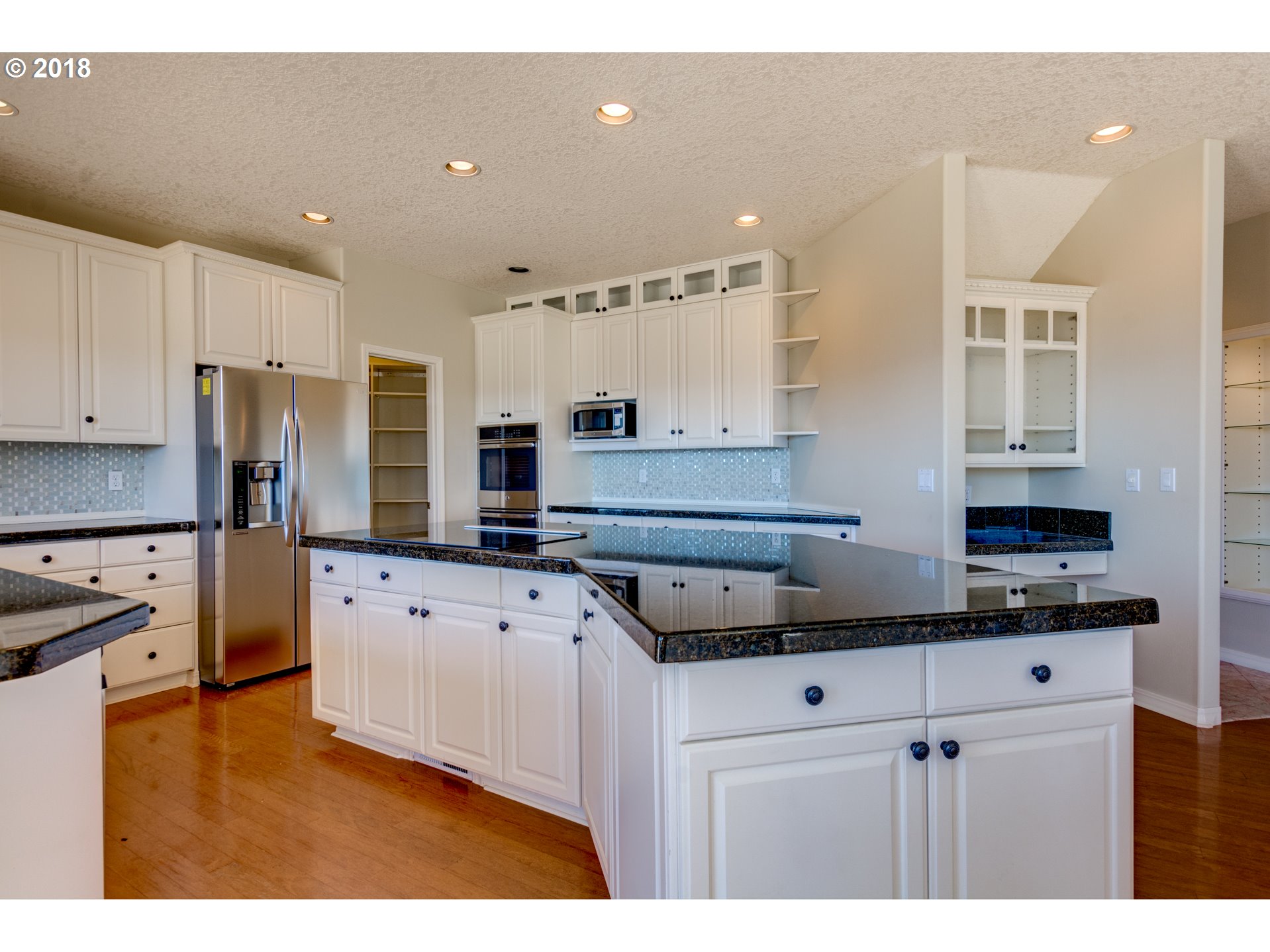 14900 Southeast Bluff Road Sandy, OR 97055 - Photo 9 of 32 Gallery Image 9
