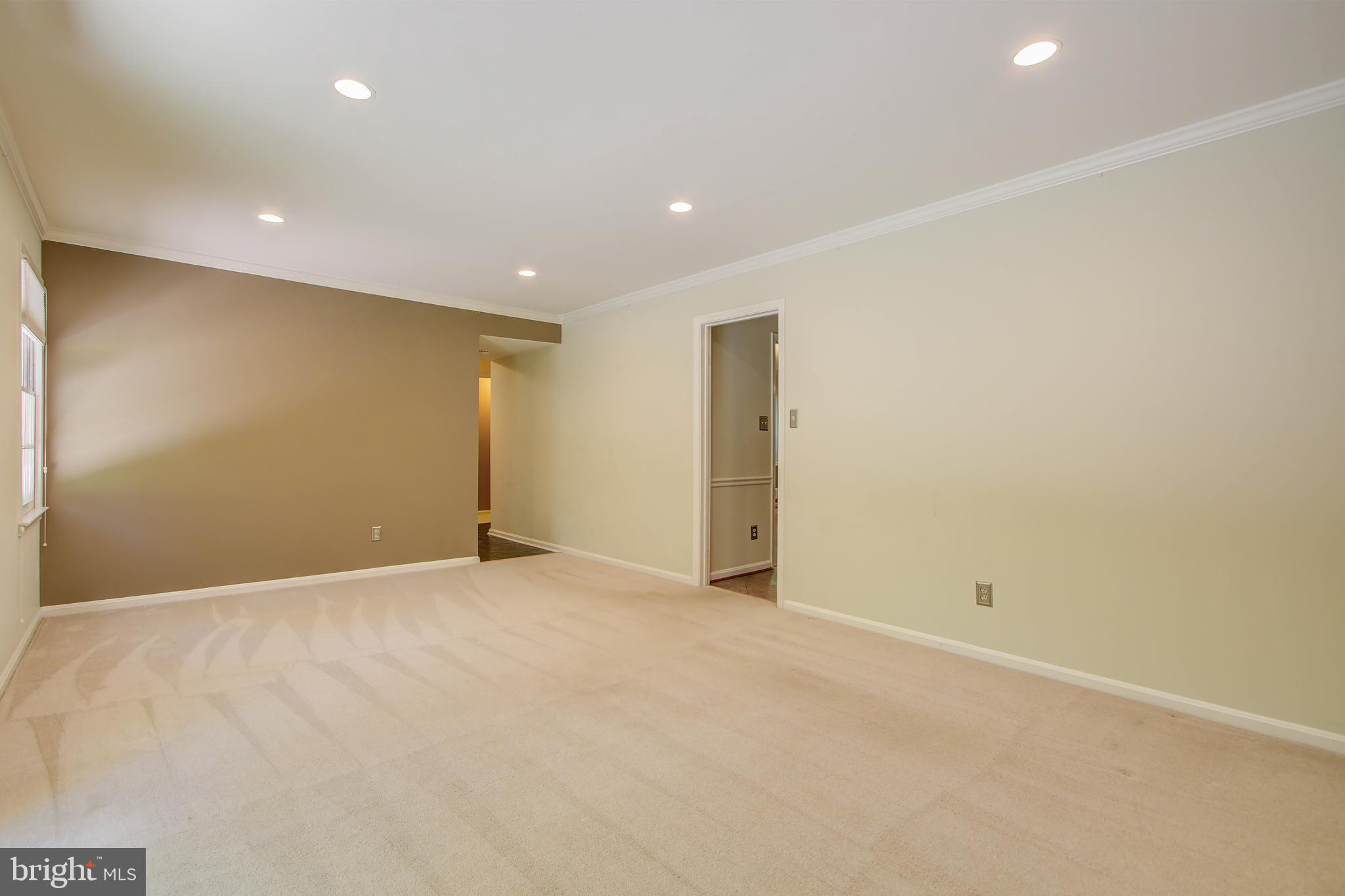 11904 State Rte 4707 Reston, VA 20191 - Photo 11 of 36