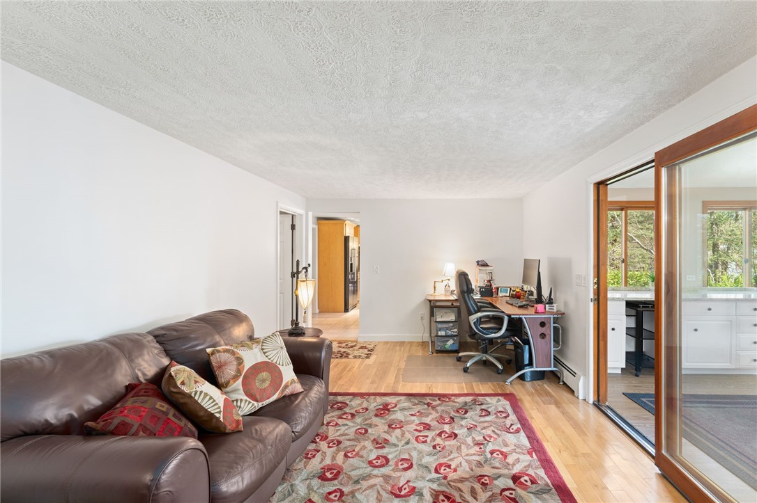 26 Greenbrier Road Smithfield, RI 02828 - Photo 21 of 49 Gallery Image 21
