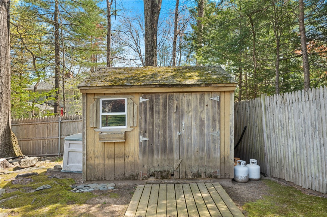 26 Greenbrier Road Smithfield, RI 02828 - Photo 45 of 49 Gallery Image 45