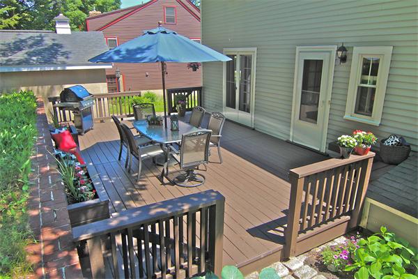 552 South Border Road Winchester, MA 01890 - Photo 3 of 19