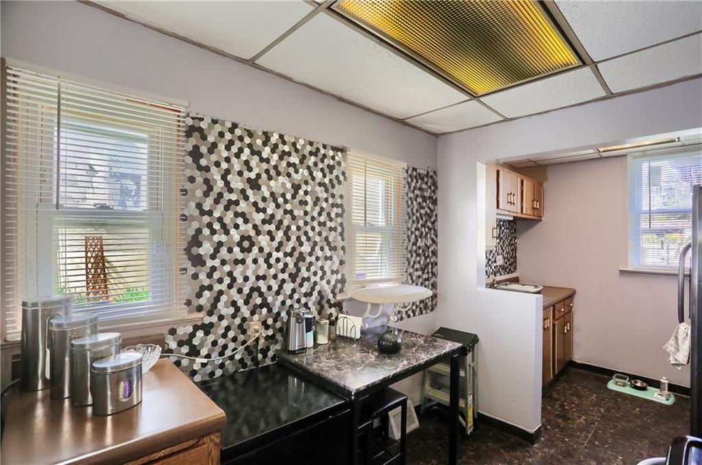 206 Walnut Street Carnegie, PA 15106 - Photo 17 of 28