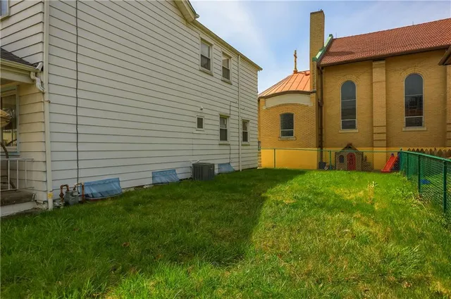 $160,000 | 206 Walnut Street, Carnegie, PA 15106