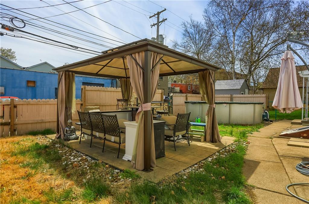 206 Walnut Street Carnegie, PA 15106 - Photo 4 of 28