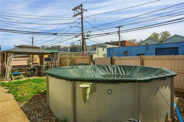 $160,000 | 206 Walnut Street, Carnegie, PA 15106