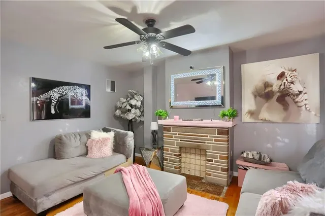 $160,000 | 206 Walnut Street, Carnegie, PA 15106