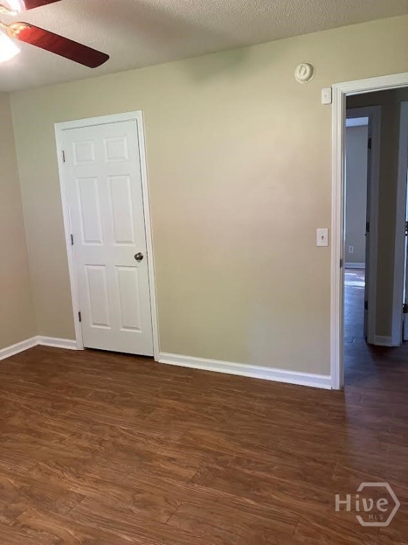 685 Rushing Street Richmond Hill, GA 31324 - Photo 12 of 34 Master bedroom with closet