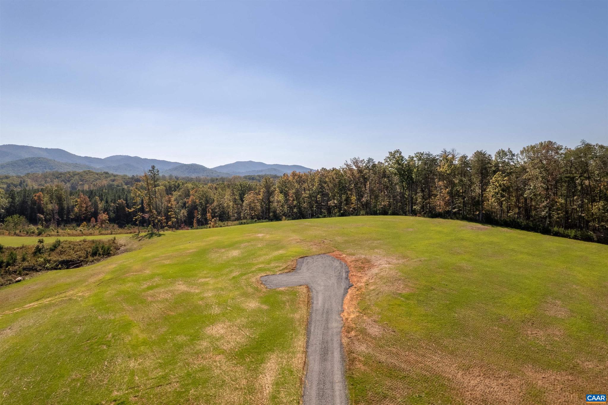 7337-4 Dick Woods Road, Unit 4 Afton, VA 22920 - Photo 4 of 13