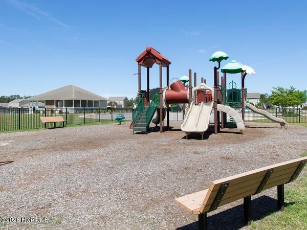 $1,900 | 7094 Dunford Road, Leland, NC 28451