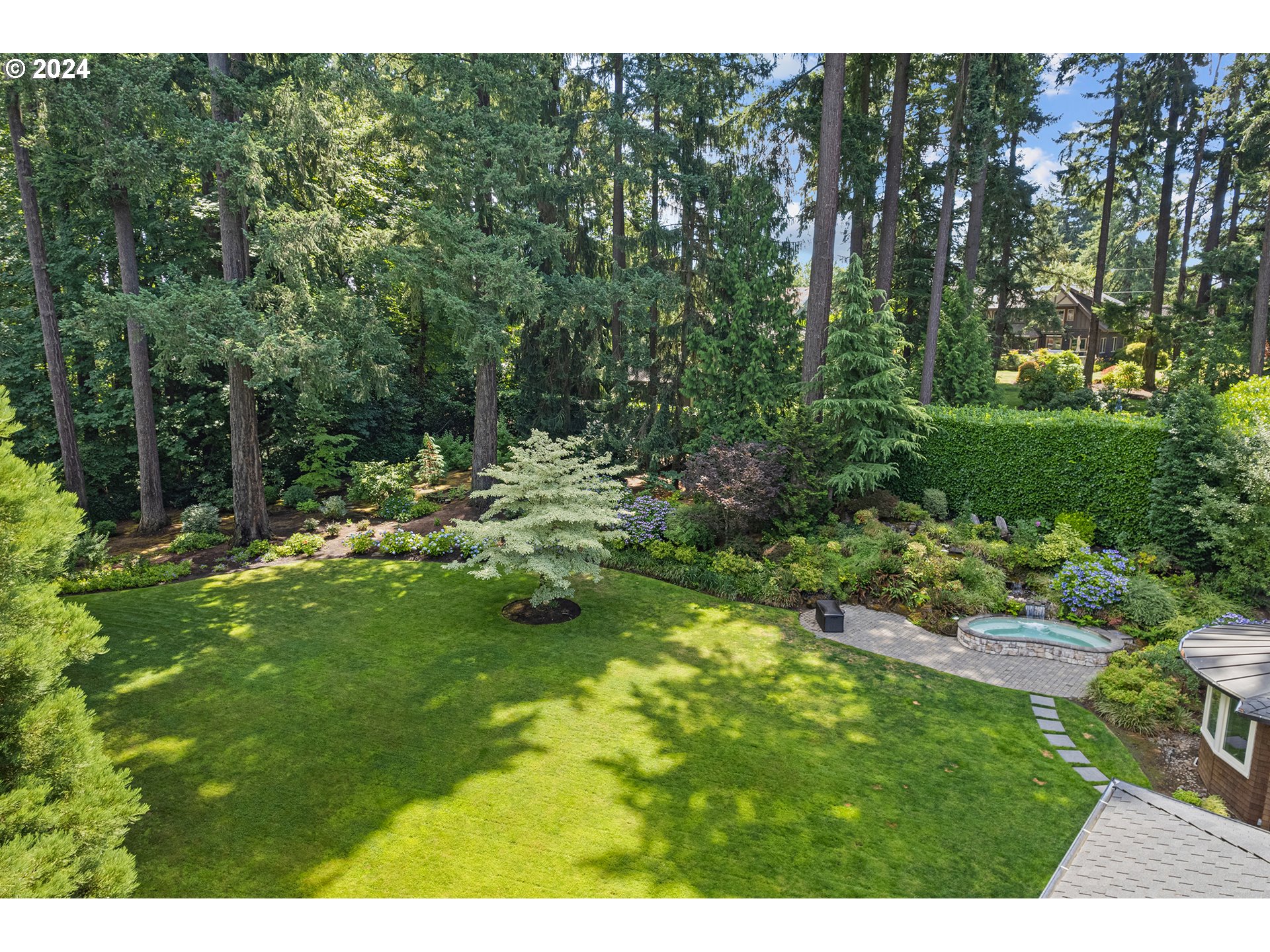 4330 Southwest Charming Way Portland, OR 97225 - Photo 46 of 48 Gallery Image 46