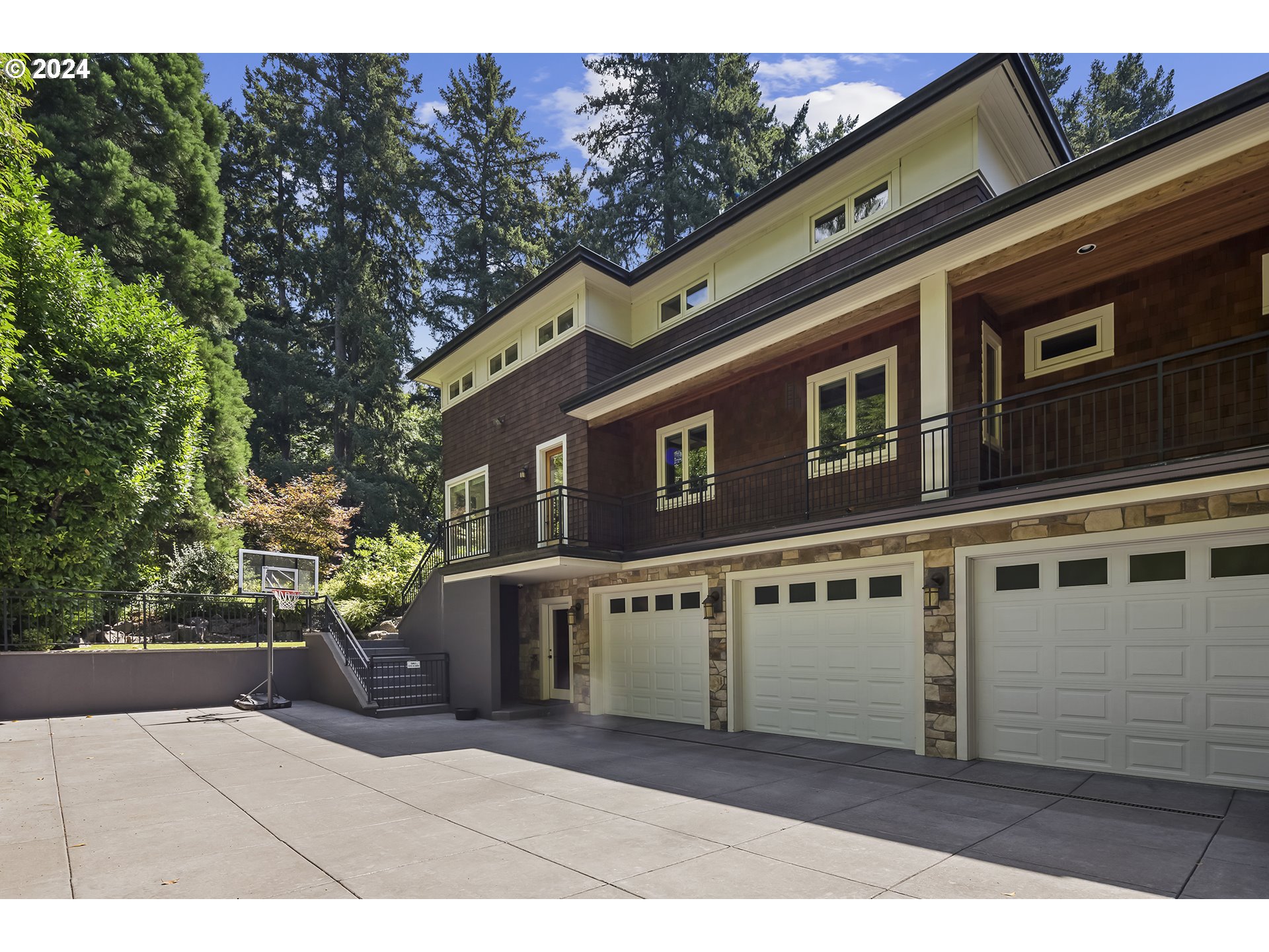4330 Southwest Charming Way Portland, OR 97225 - Photo 47 of 48 Gallery Image 47