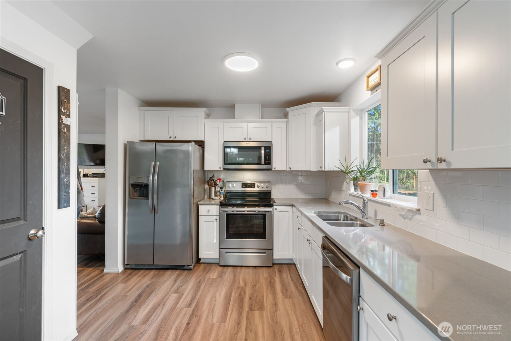 105 Johnson Road North Winlock, WA 98596 - Photo 10 of 40