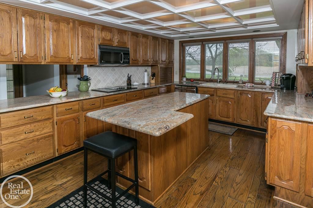 32411 Sutton Road New Baltimore, MI 48047 - Photo 18 of 42