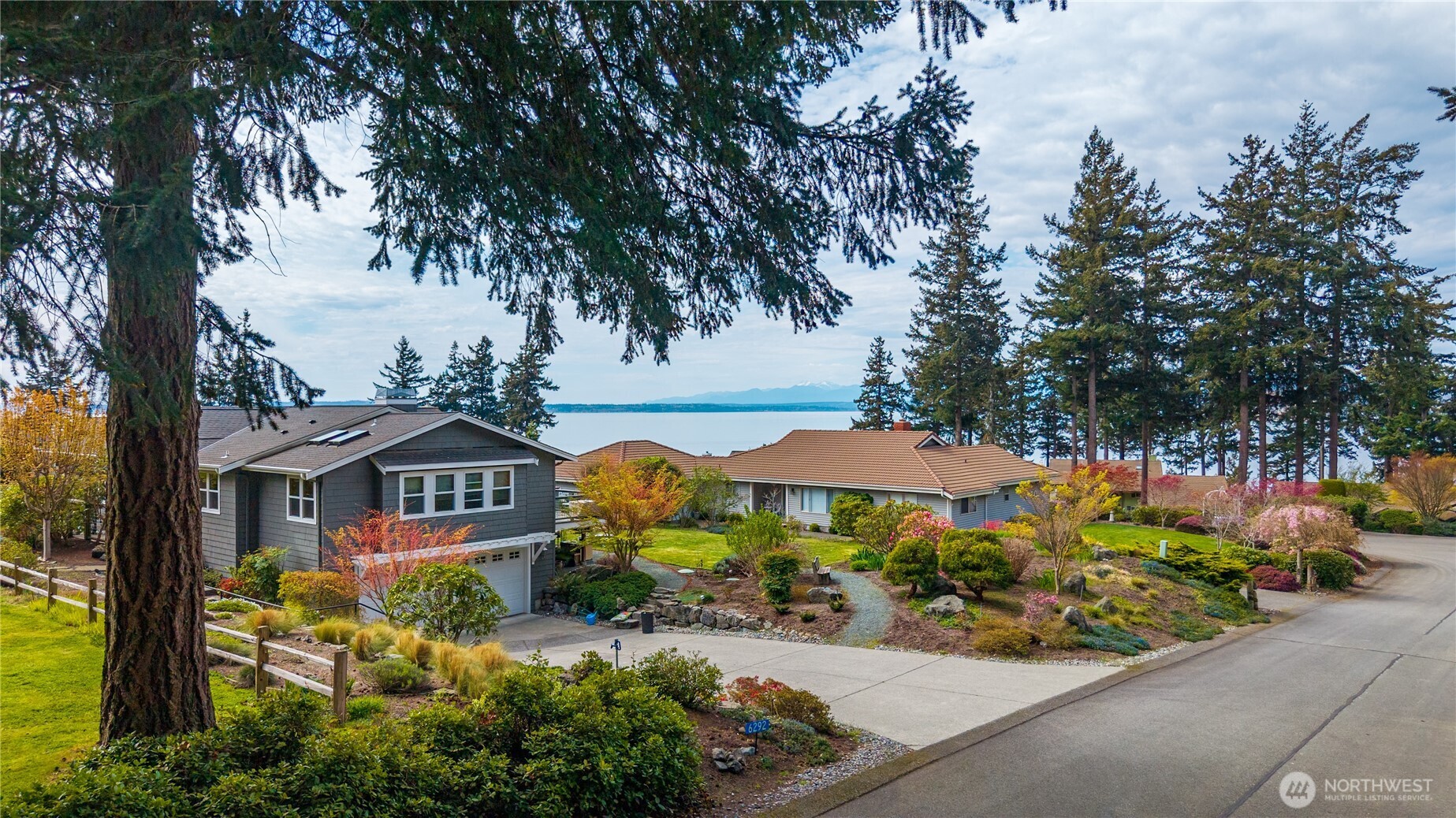 19 Sahalee Court Clinton, WA 98236 - Photo 13 of 24