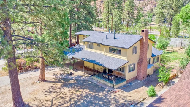 $525,000 | 960 Snowbird Road, Wrightwood, CA 92397