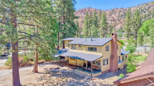 $525,000 | 960 Snowbird Road, Wrightwood, CA 92397