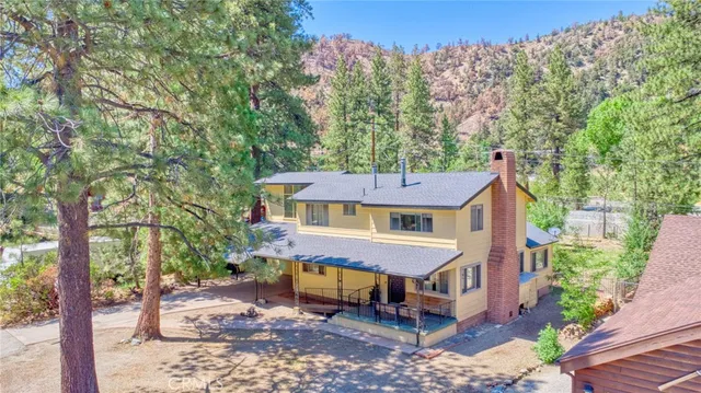 $525,000 | 960 Snowbird Road, Wrightwood, CA 92397