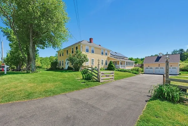 $749,000 | 771 Podunk Road, East Brookfield, MA 01515