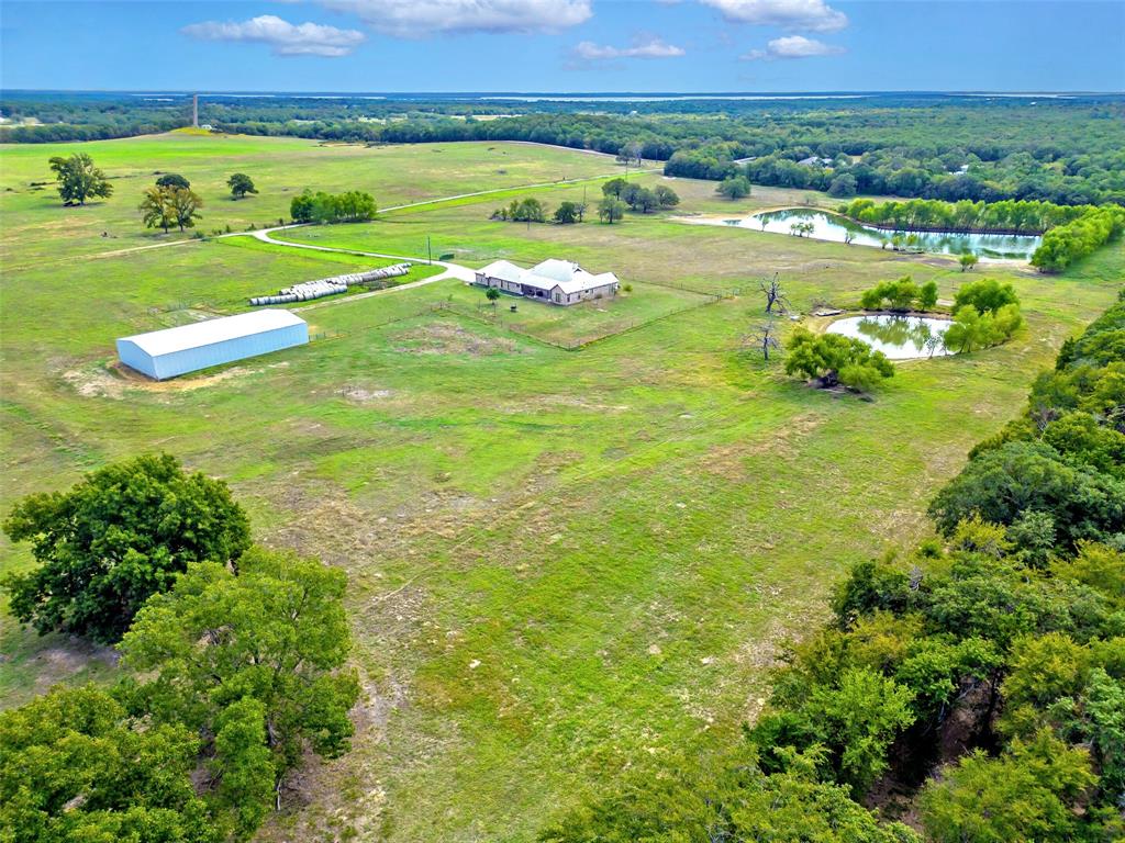 453 Tower Road Valley View, TX 76272 - Photo 7 of 38 a view of a city