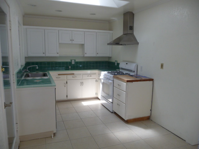 115 Olive Mill Road Santa Barbara, CA 93108 - Photo 6 of 10 115 Olive Mill 008