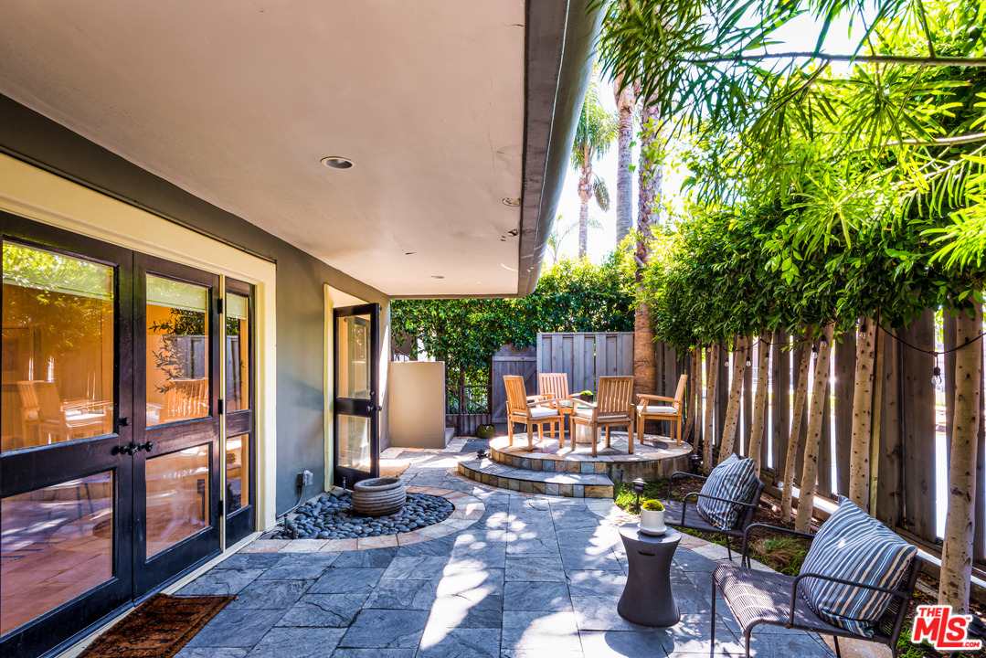 3807 Vía Dolce Marina del Rey, CA 90292 - Photo 28 of 37