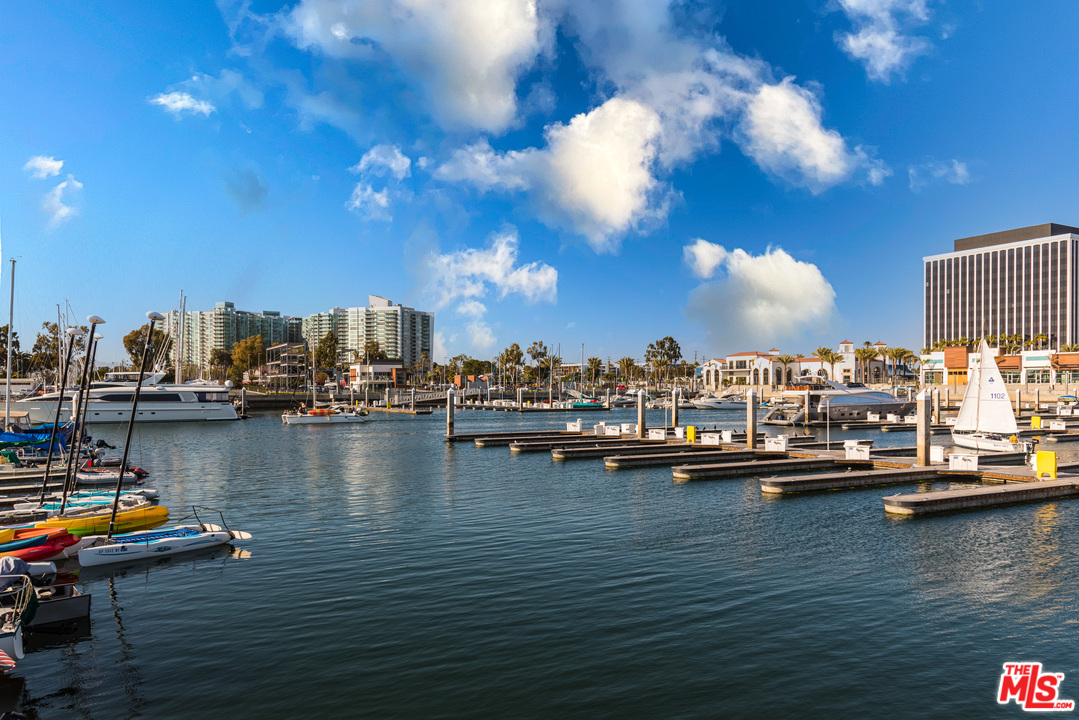 3807 Vía Dolce Marina del Rey, CA 90292 - Photo 37 of 37