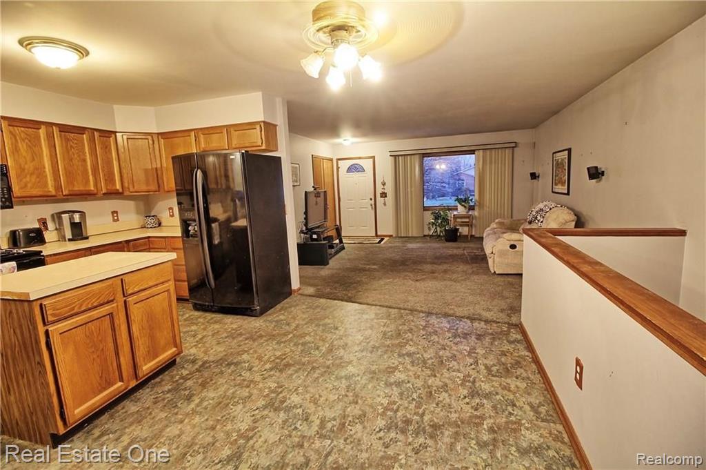 3633 Mildred Avenue Rochester Hills, MI 48309 - Photo 9 of 20