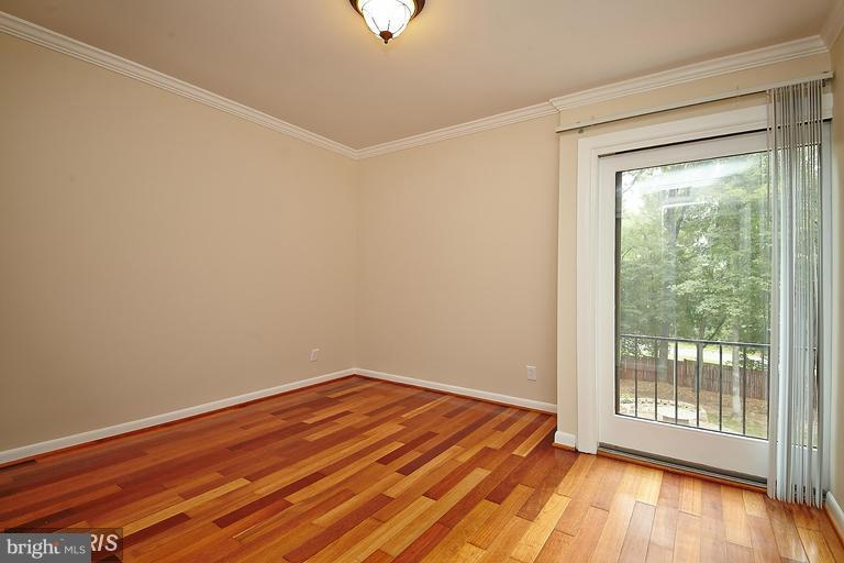 11202 Wedge Drive Reston, VA 20190 - Photo 15 of 27 Bedroom