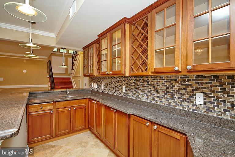 11202 Wedge Drive Reston, VA 20190 - Photo 21 of 27 Basement