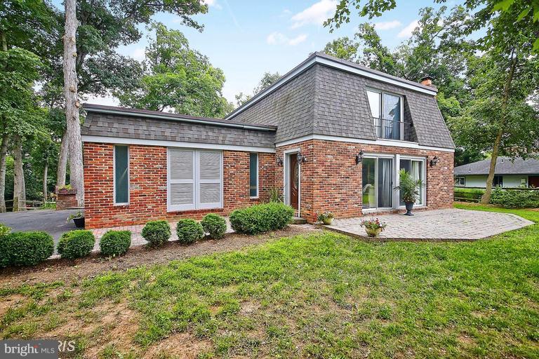 11202 Wedge Drive Reston, VA 20190 - Photo 27 of 27 Exterior (General)