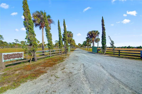 $6,999,999 | 30003 Southwest Martin Highway, Okeechobee, FL 34974