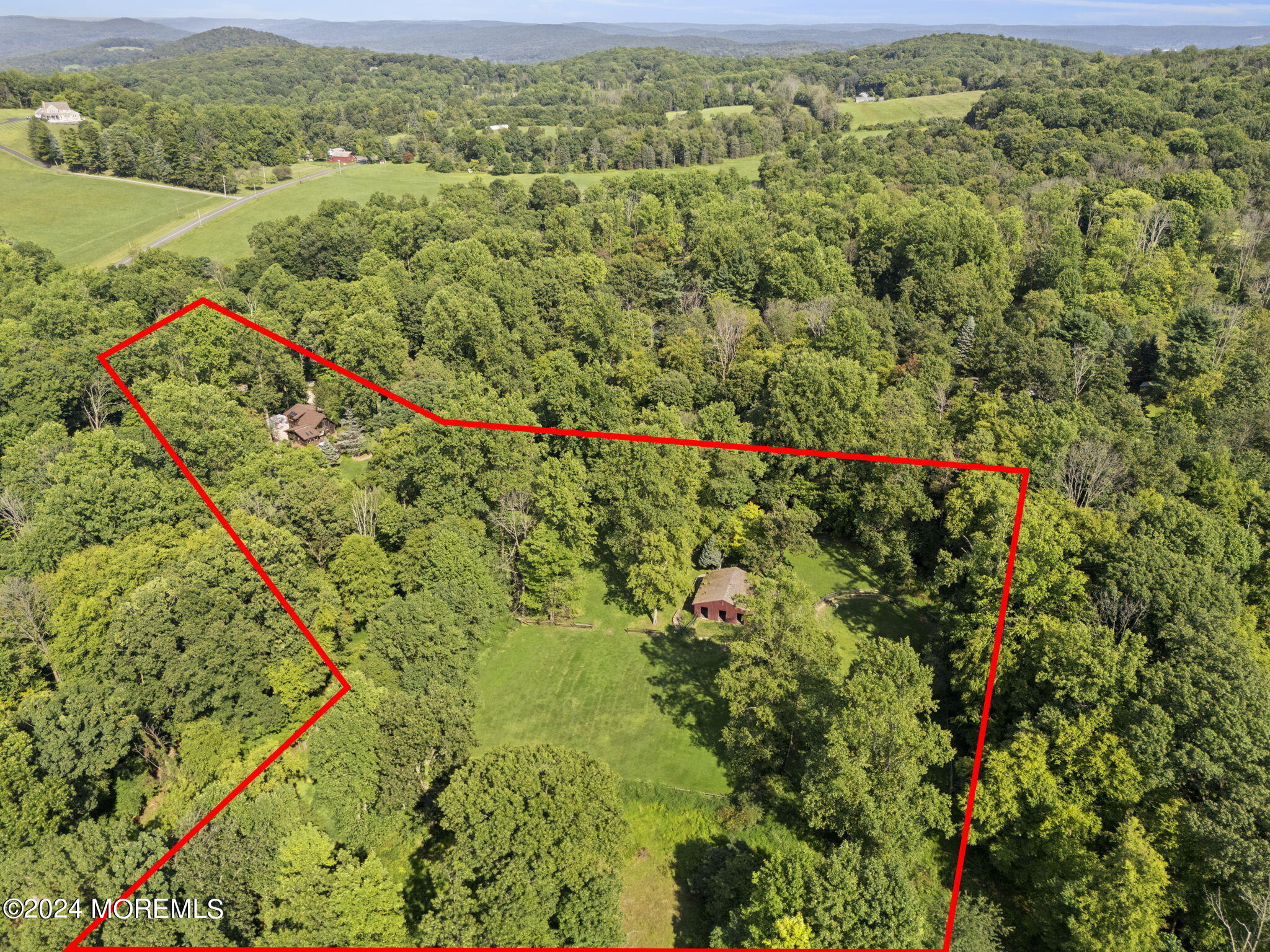 151 Summerfield Road Belvidere, NJ 07823 - Photo 35 of 41 a view of a city