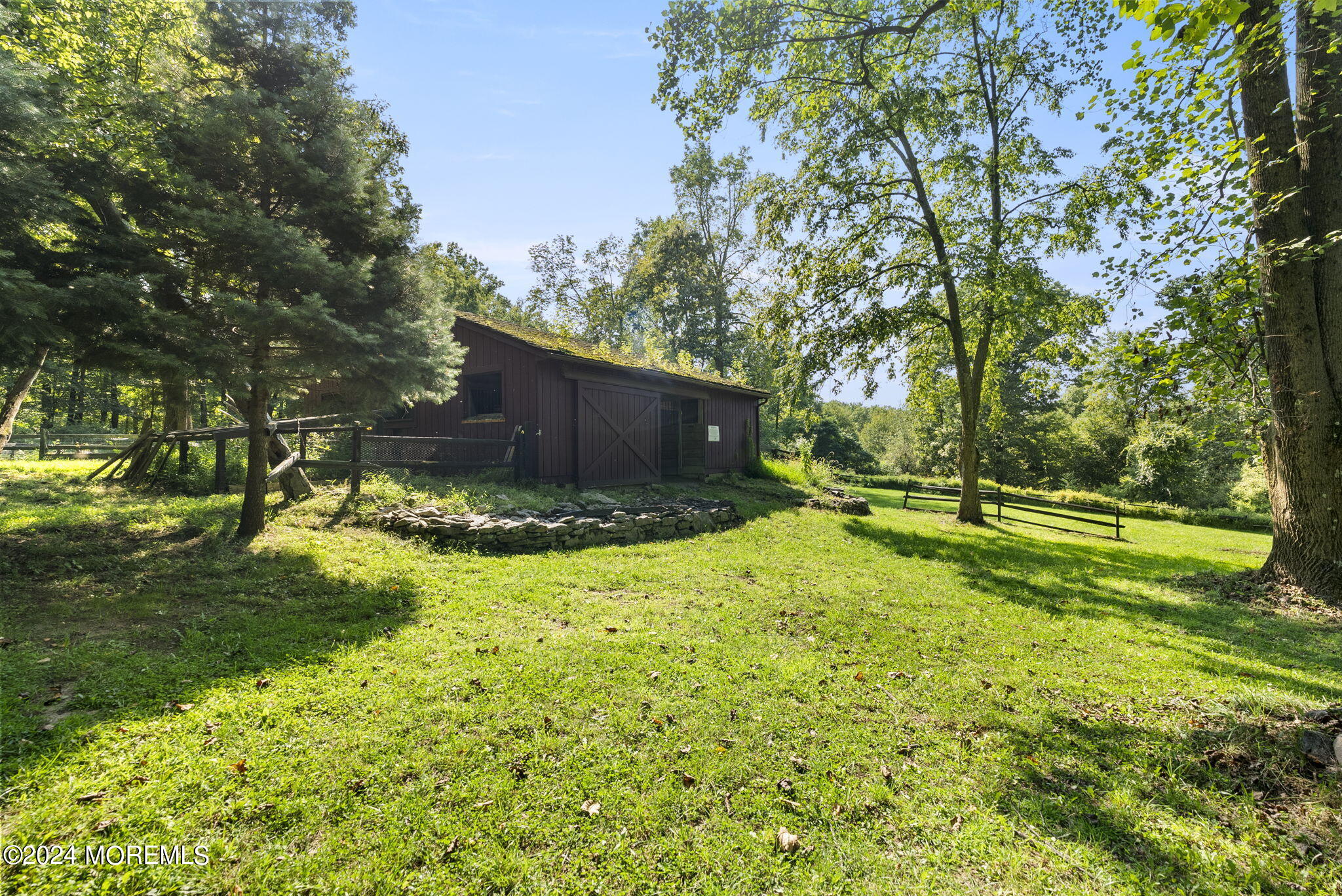 151 Summerfield Road Belvidere, NJ 07823 - Photo 36 of 41 a view of a backyard