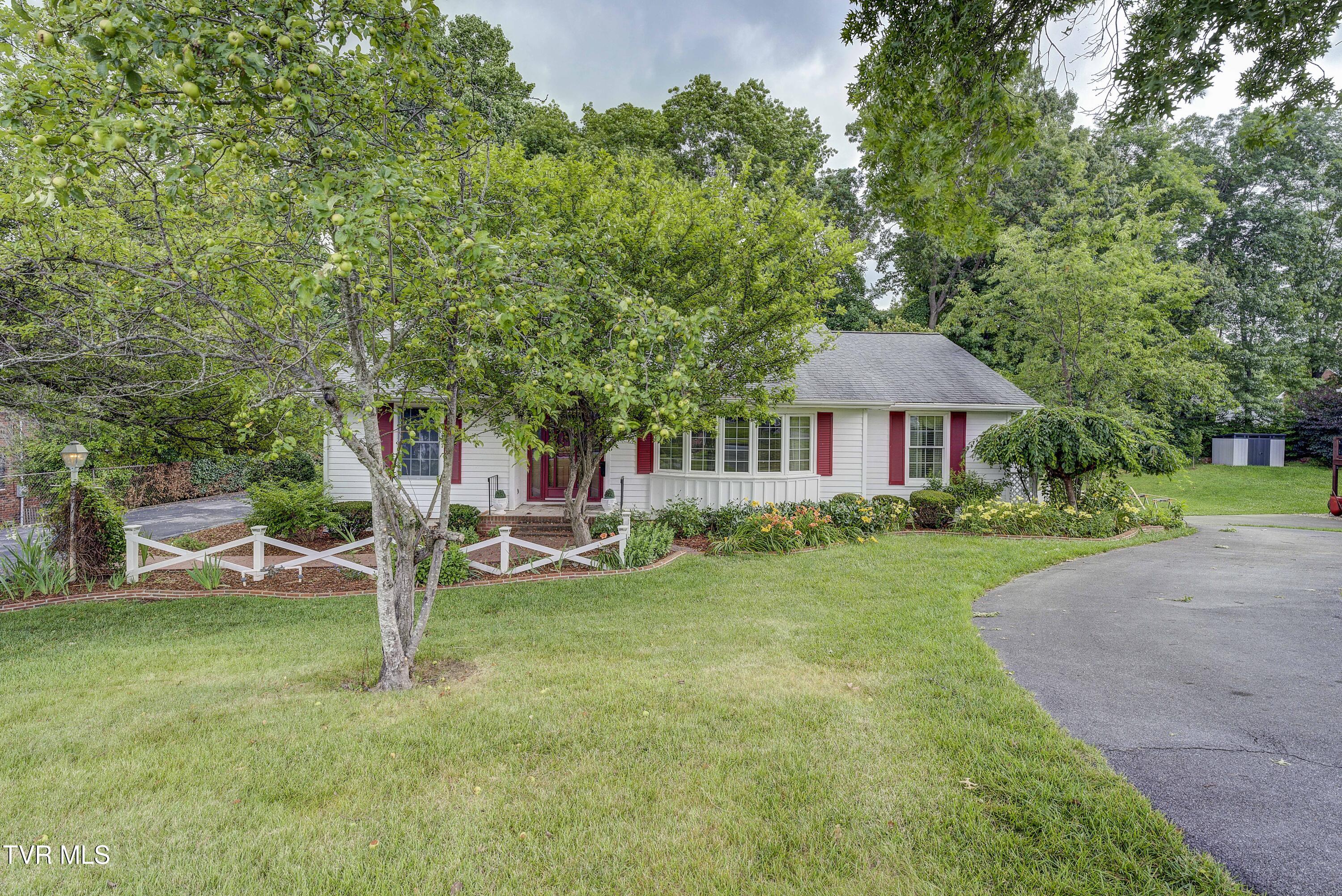 1710 Sundale Road Johnson City, TN 37604 - Photo 1 of 66 SundaleDr-64