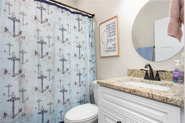 $325,000 | 196 8th Avenue, New London, NC 28127