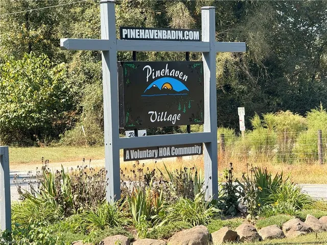 $325,000 | 196 8th Avenue, New London, NC 28127