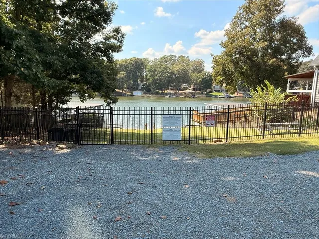 $325,000 | 196 8th Avenue, New London, NC 28127