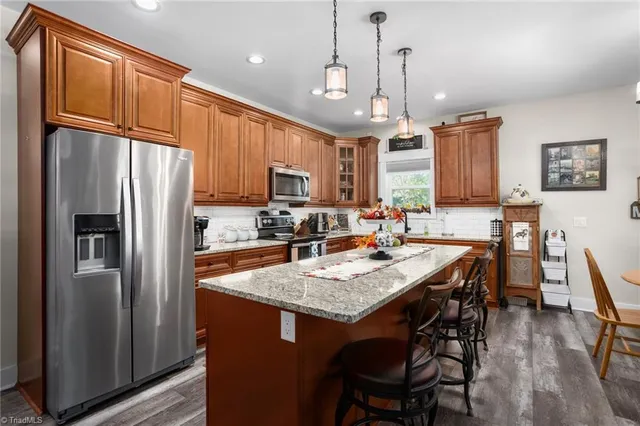 $325,000 | 196 8th Avenue, New London, NC 28127