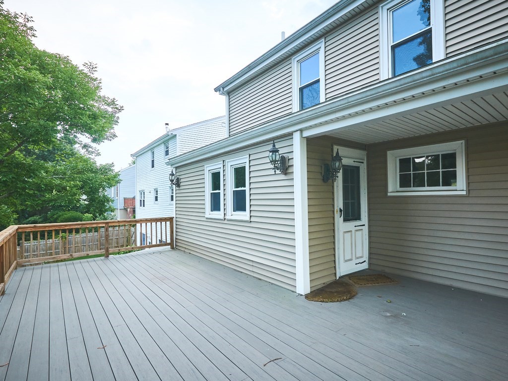 129 Florence Road Waltham, MA 02453 - Photo 20 of 35 Gallery Image 20