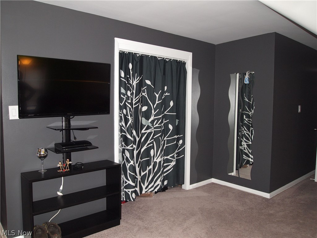 4936 Corliss Road Cleveland, OH 44124 - Photo 13 of 22 Gallery Image 13