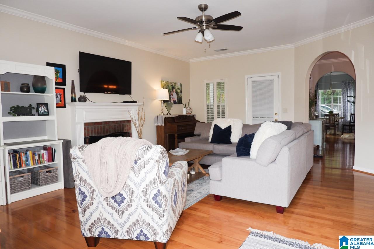 582 Clearview Road Birmingham, AL 35226 - Photo 2 of 16