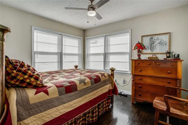 $350,000 | 8004 Jarboe Street, Kansas City, MO 64114