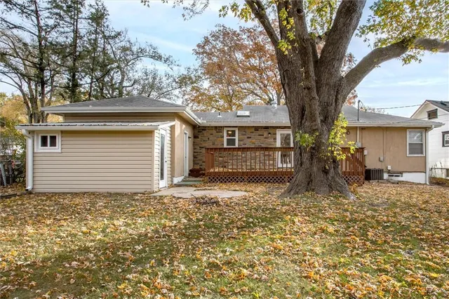 $350,000 | 8004 Jarboe Street, Kansas City, MO 64114