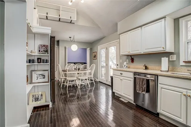 $350,000 | 8004 Jarboe Street, Kansas City, MO 64114